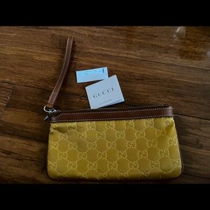 GUCCI wristlet yellow / mustard